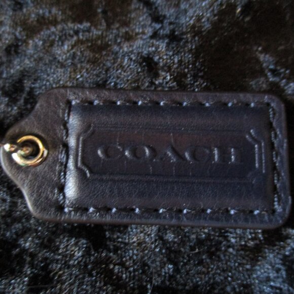 Vintage Coach Black Label Hang Tag Replacement Impressed Leather Keychain Tag - Picture 2 of 3